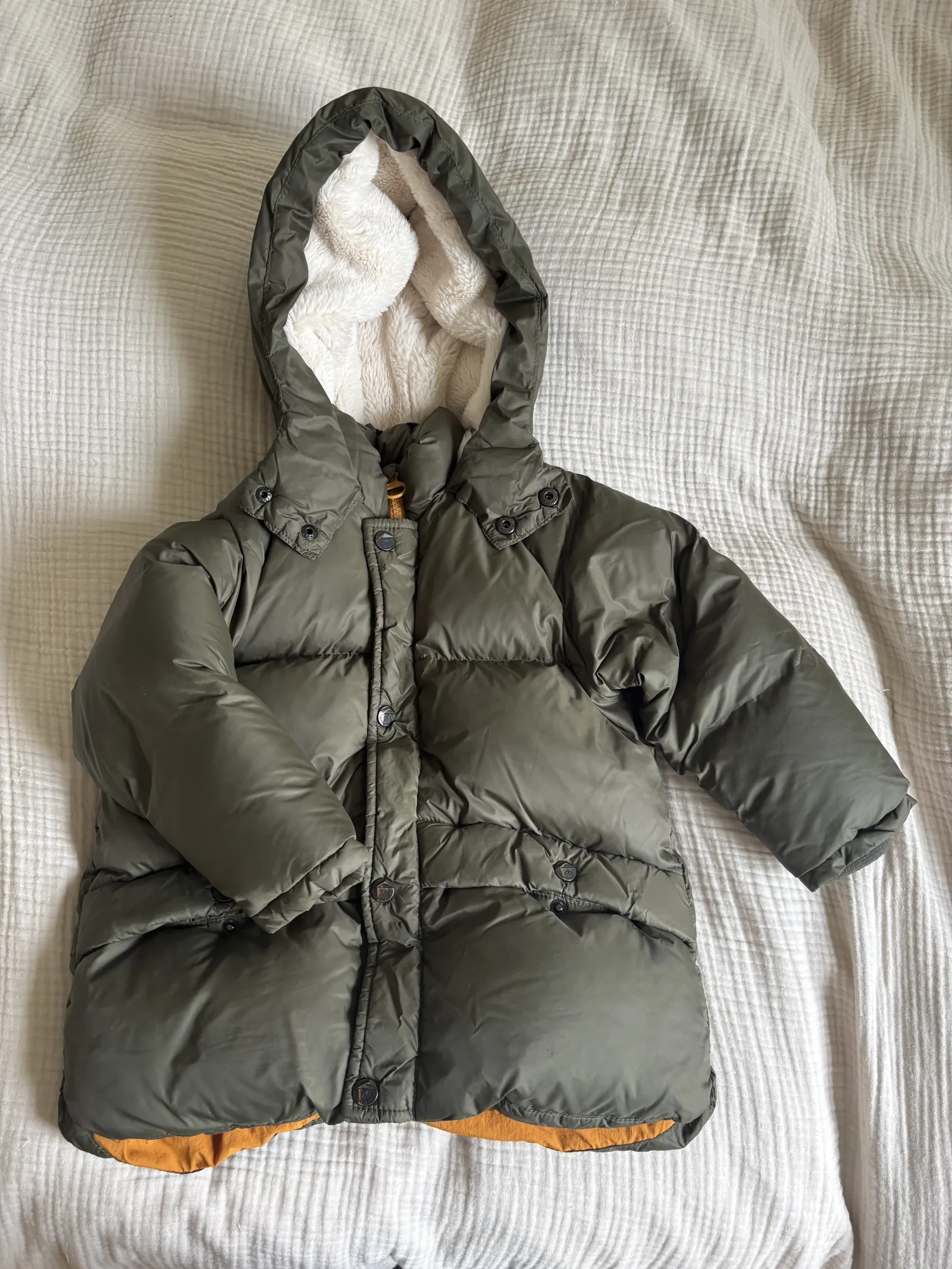 Dark Green Puffer Coat. Zara. Age 3-4