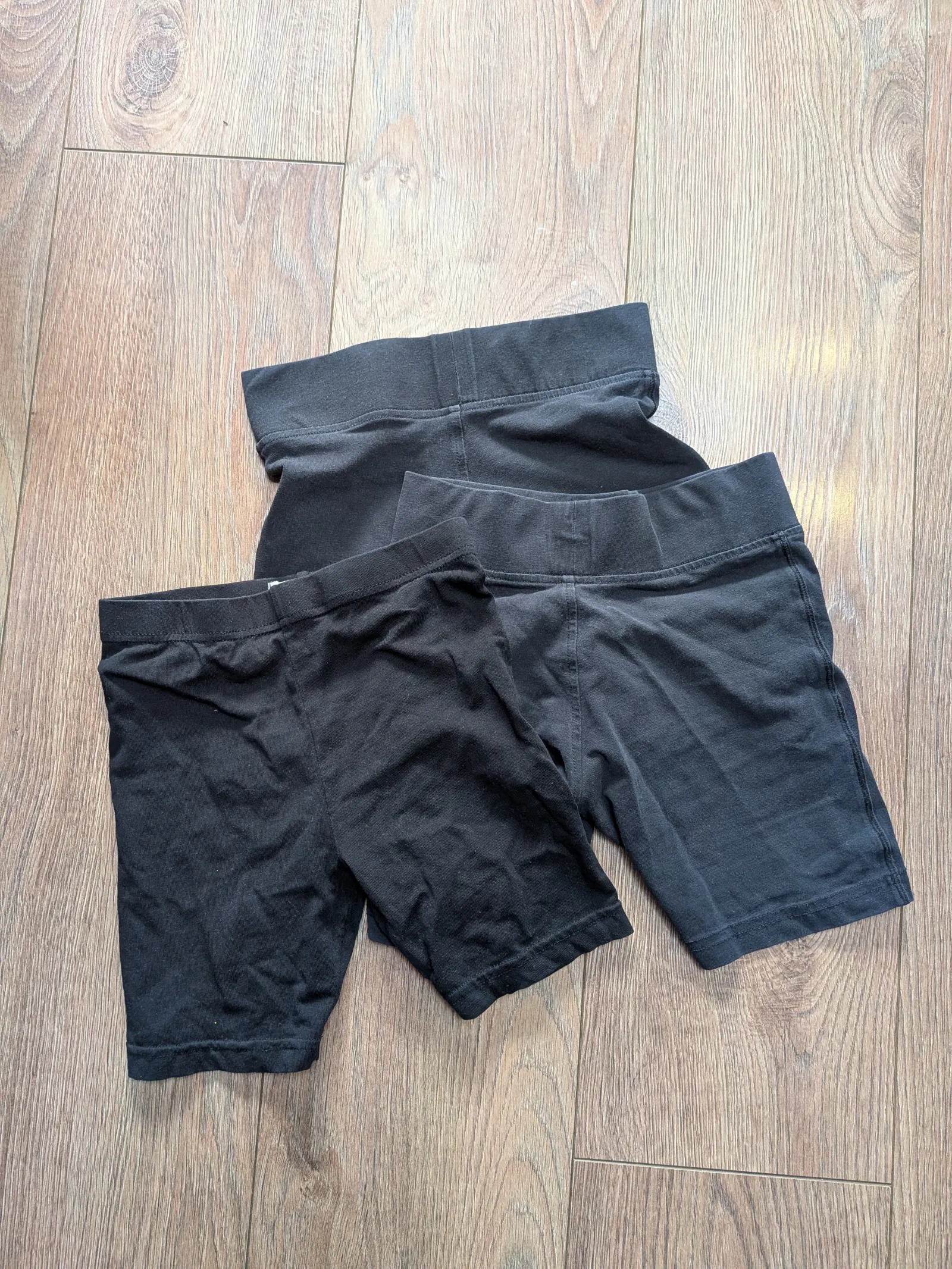 Black sports/cycling shorts