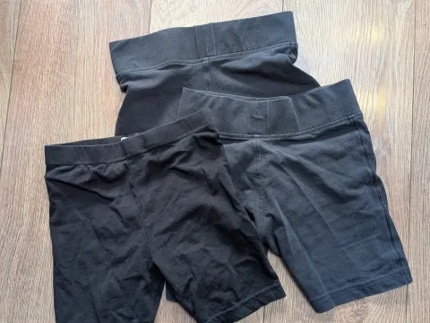 Black sports/cycling shorts