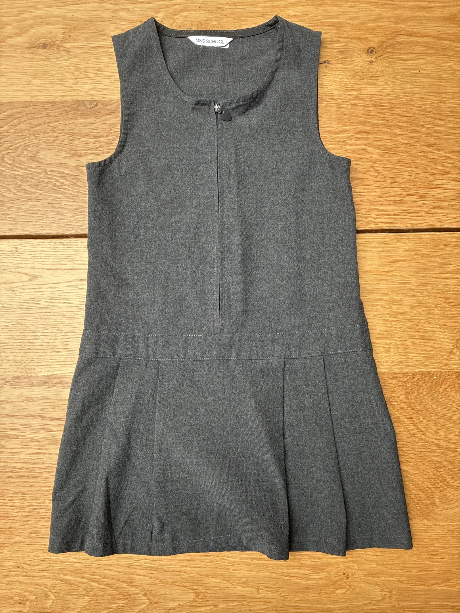 Grey dress, excellent condition