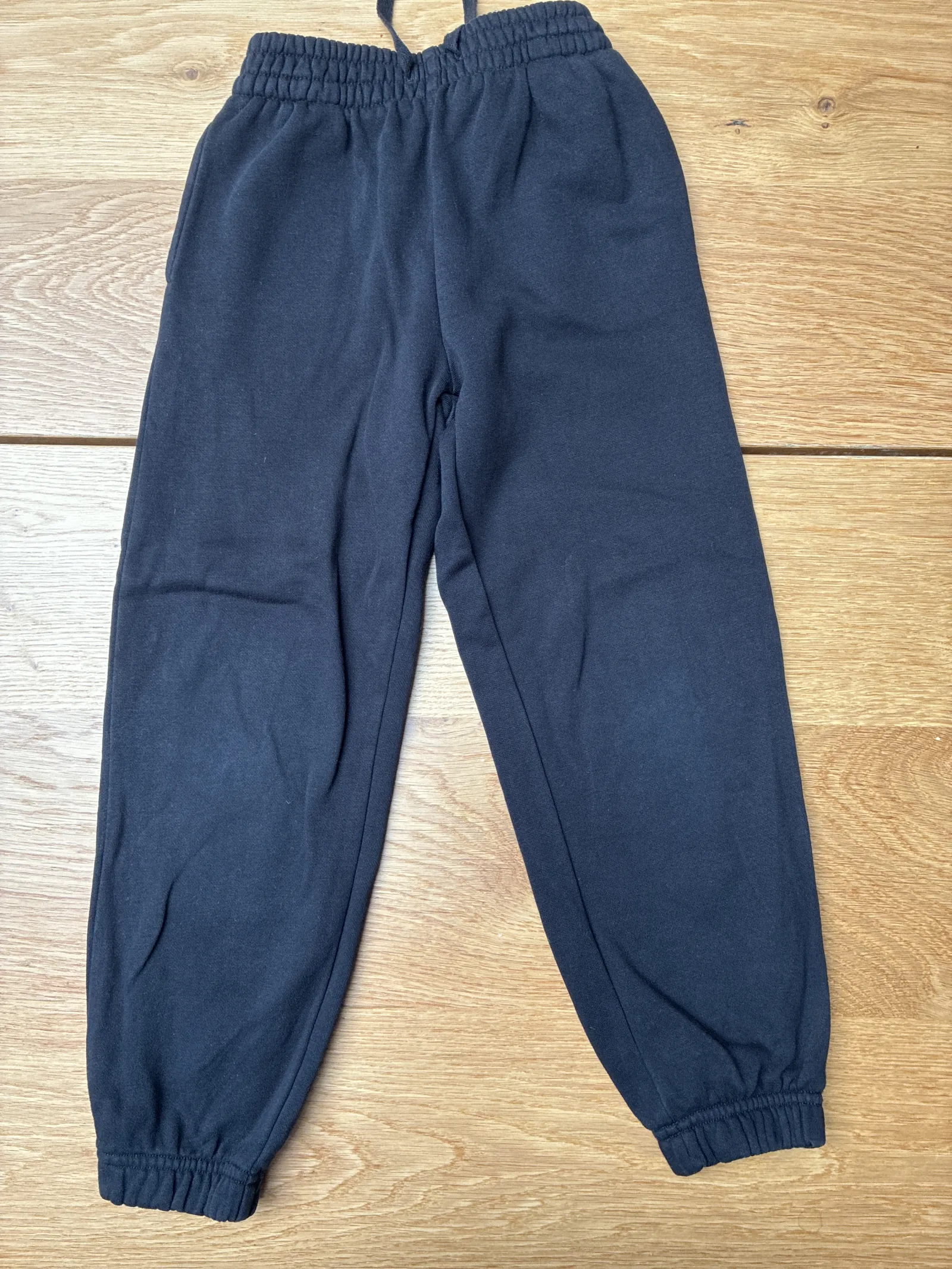 Black joggers (excellent condition)