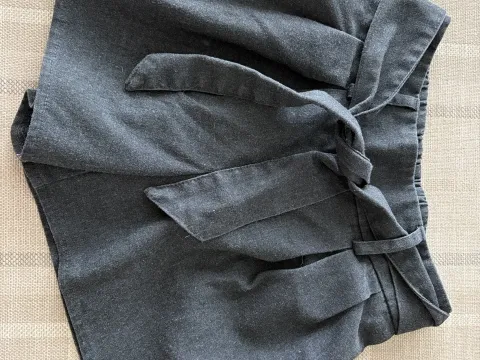 Girls Grey shorts