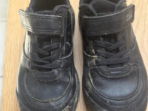 Clarks shoes - Size 11G