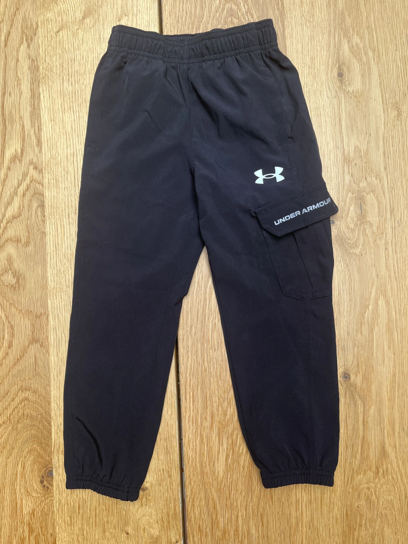 Under Armour black trousers