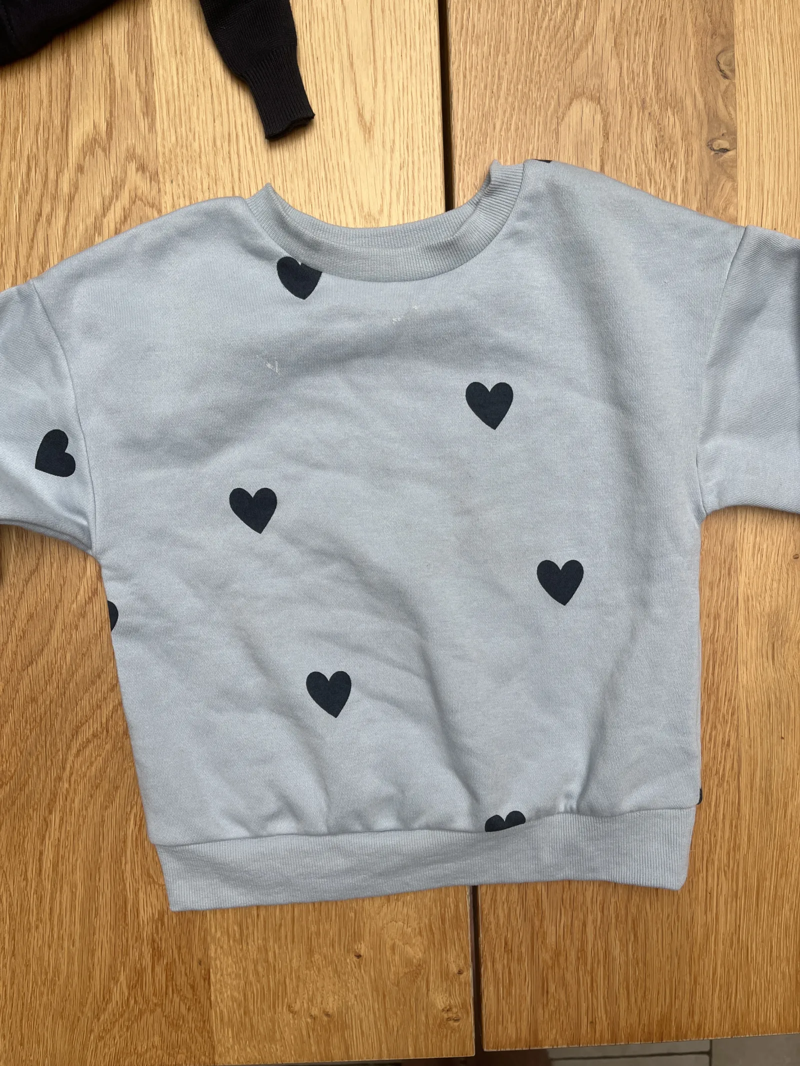 Jumper ( see photo)