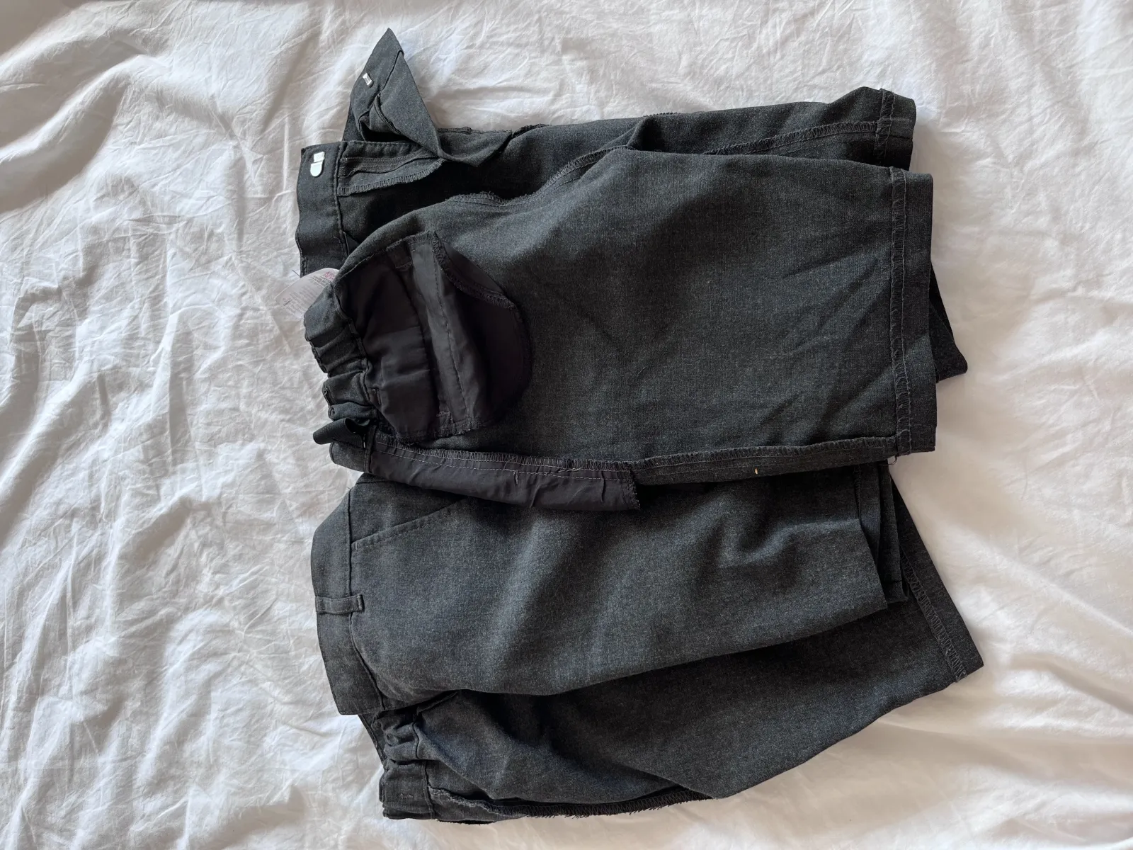 Grey F&F school shorts age 6-7 years
