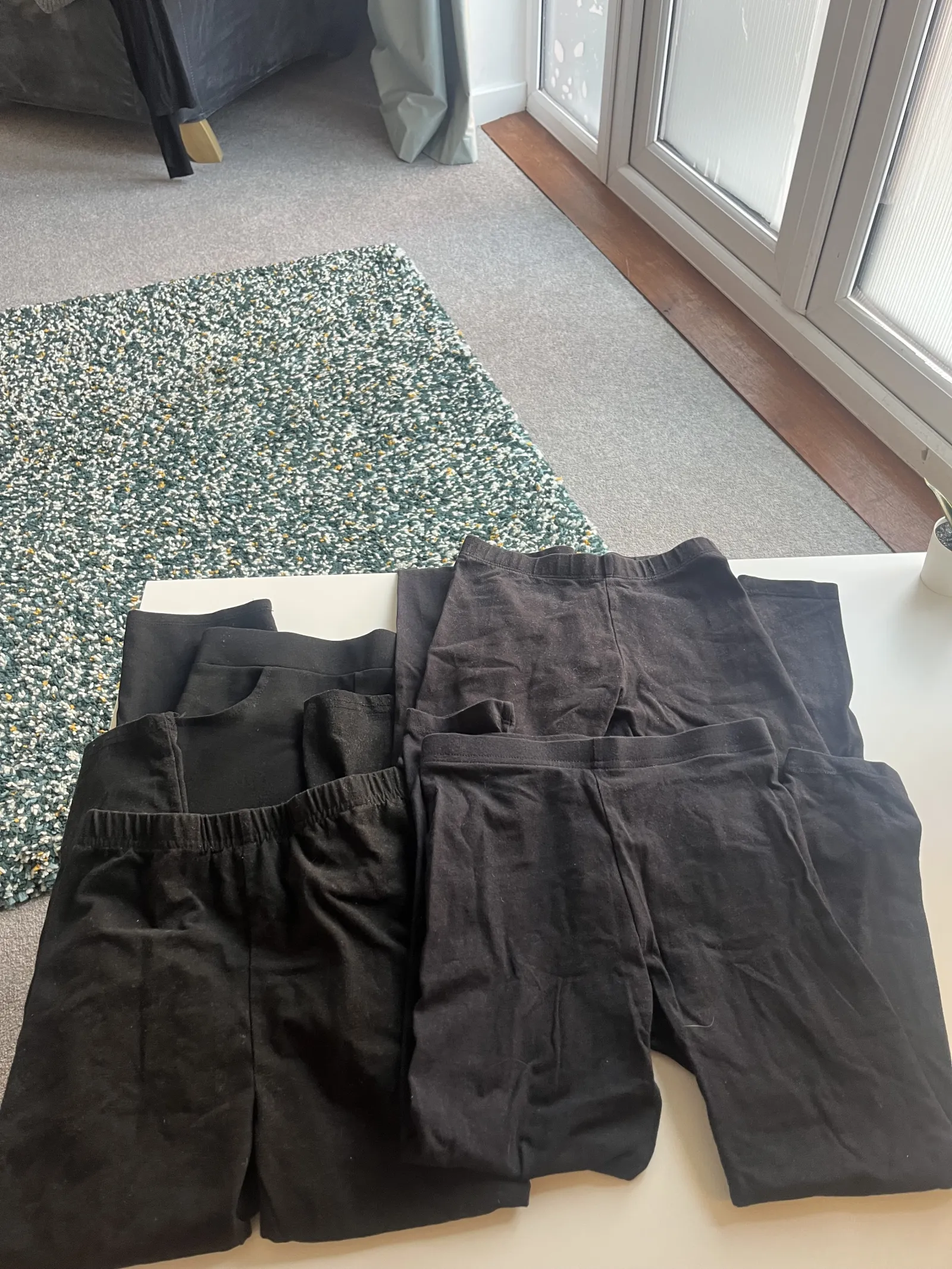 Black leggings