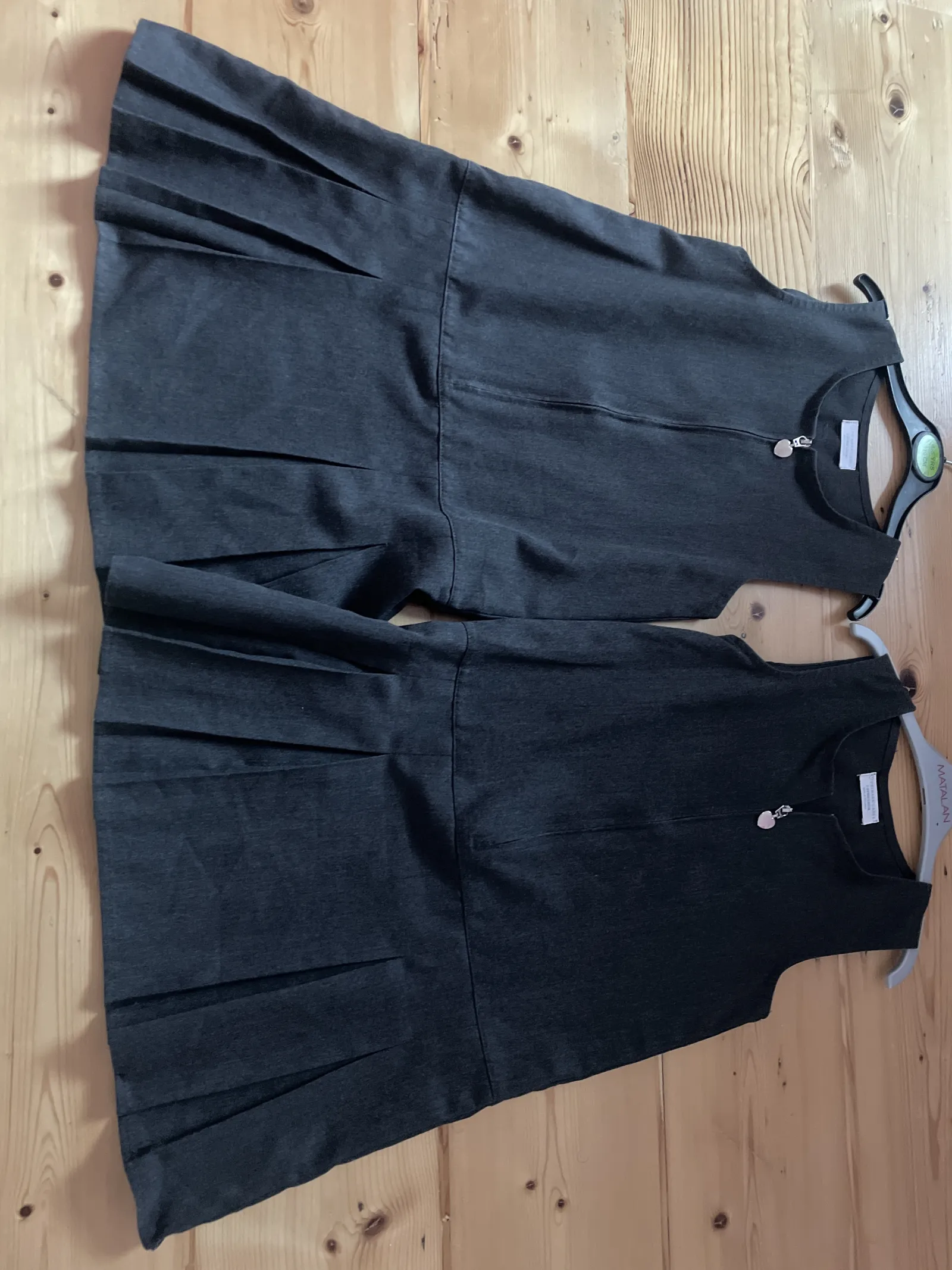 Pinafore Primark x 2