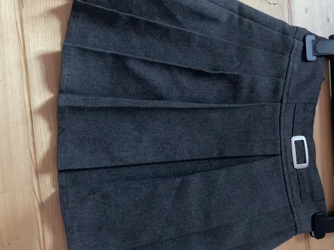 Skirt age 4-5