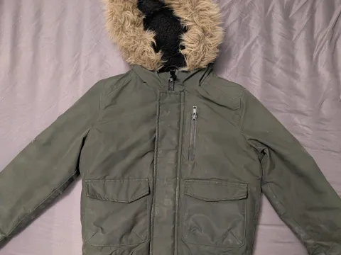 Fleece lined winter coat - suitable for age 6-7Y