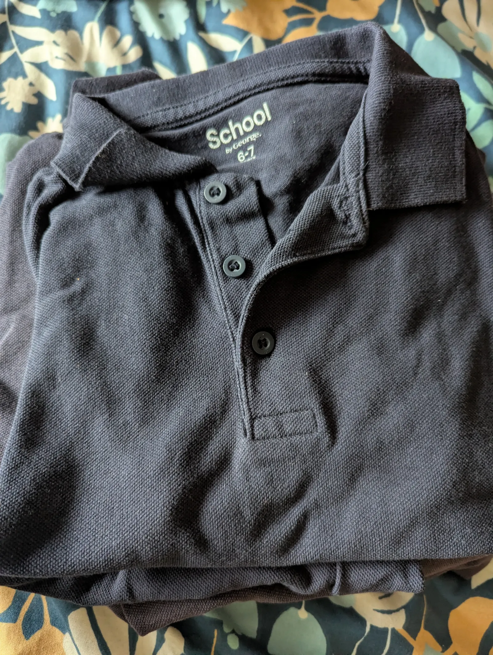 Navy polo shirts, size 6-7