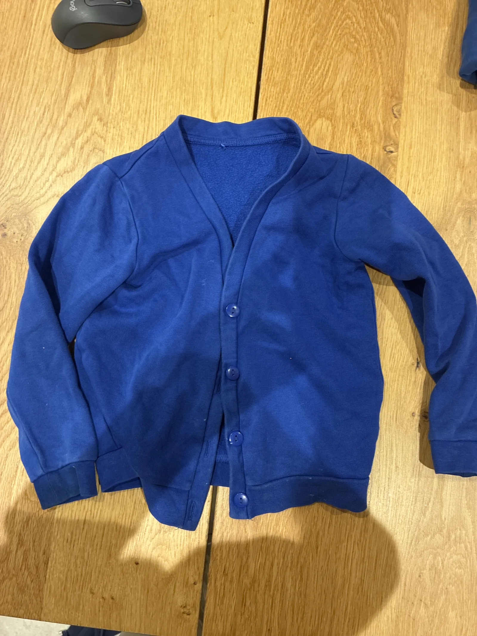 Cardigan size 4-5 unbranded