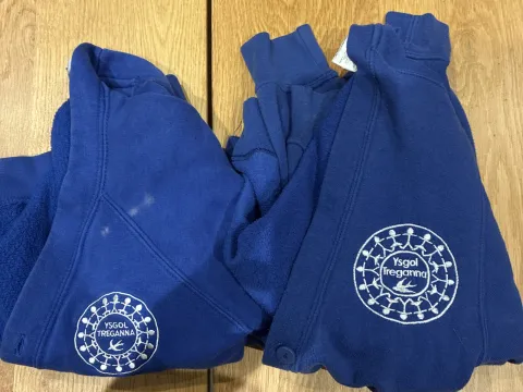 Cardigan with logo 7-8