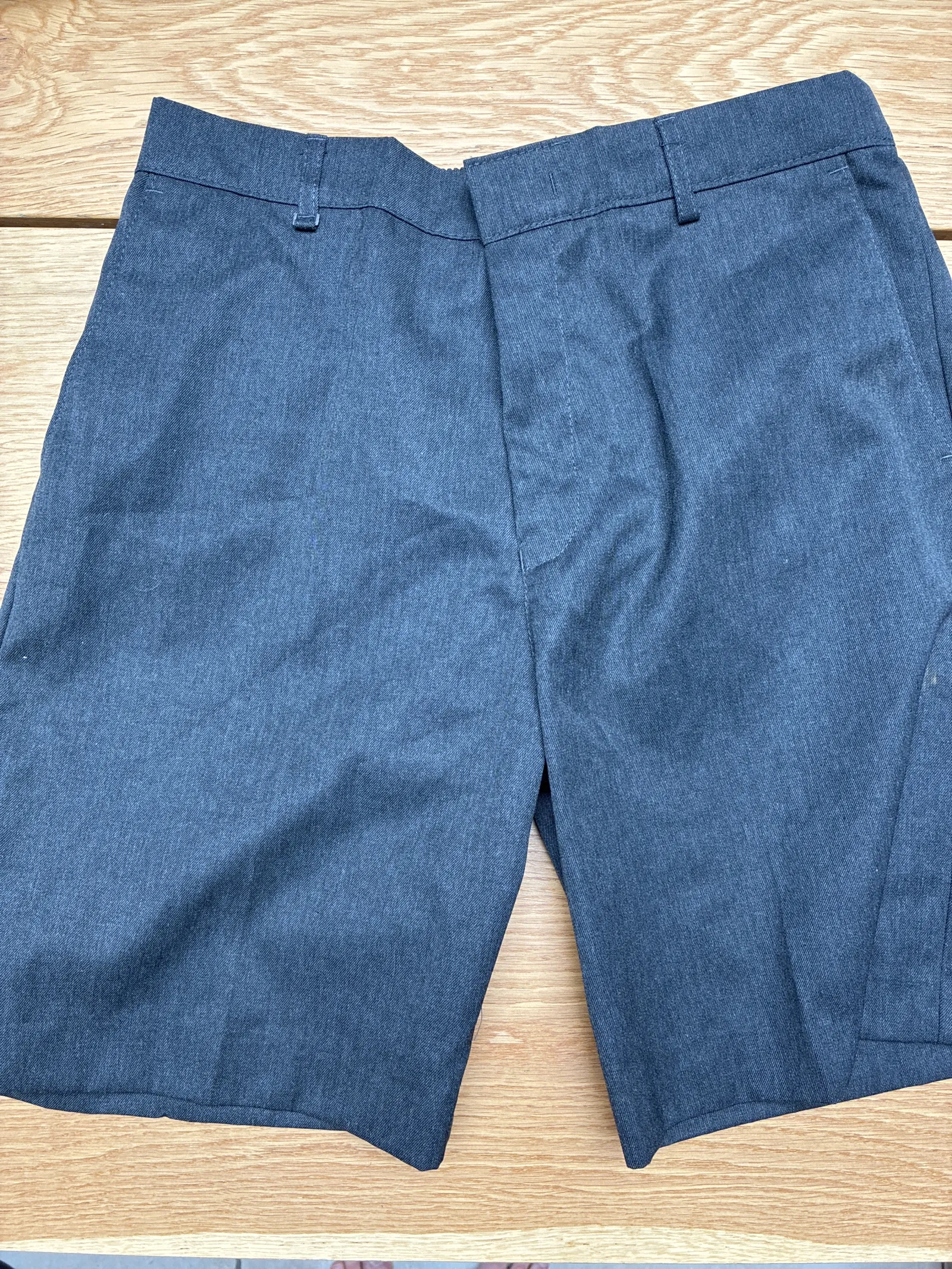 Large shorts (grey)