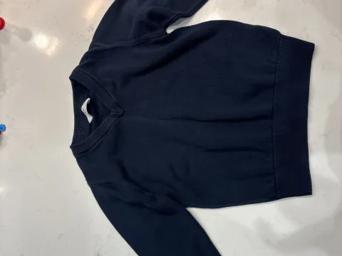 5xNavy V neck jumpers  M&S
