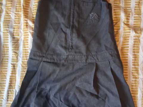 Nutmeg grey dress '6-7' yrs.