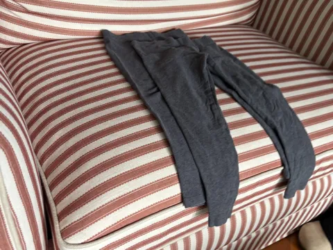 Grey leggings age 4-5