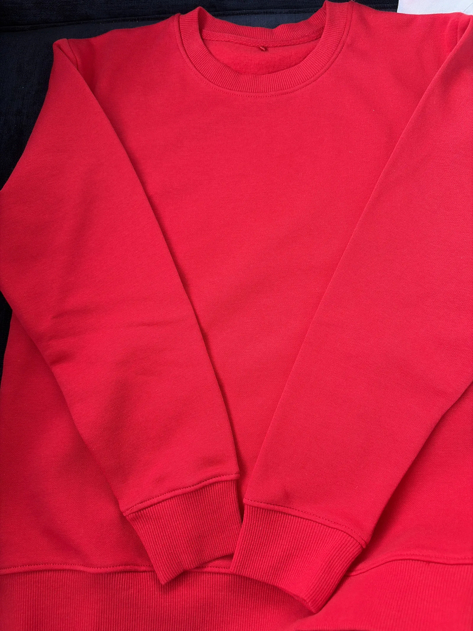Red sweatshirt without badge